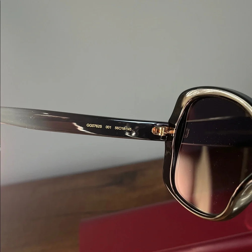 Gucci Women's Black Sunglasses with Gold Accents - Picture 6 of 10